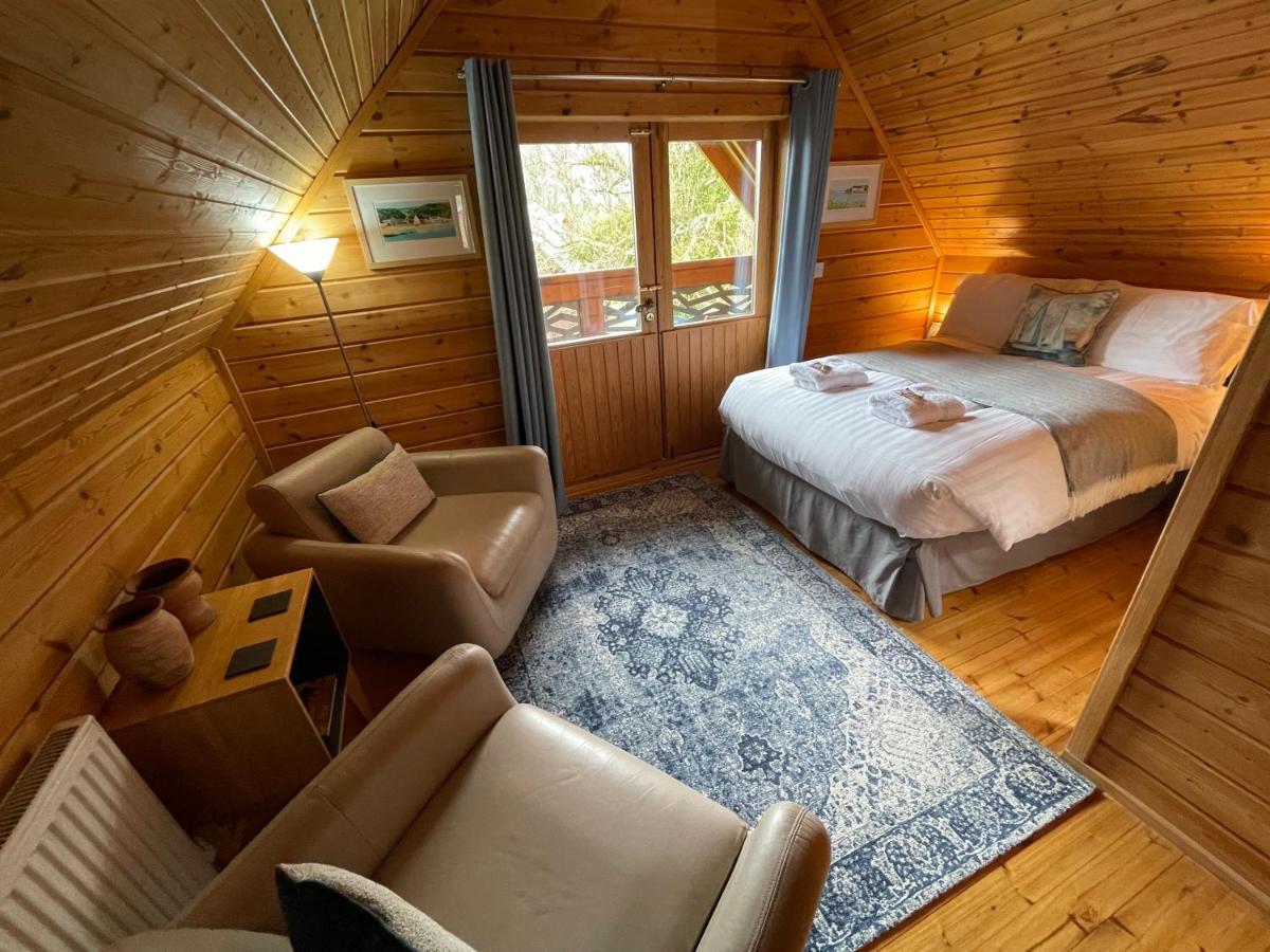 Luxury 3 Bedroom, 3 Bathroom Lodge With Hot Tub Llanbedr  Eksteriør bilde